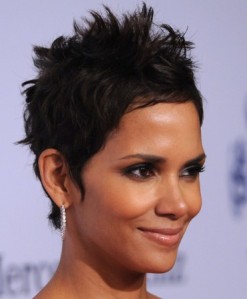 Short Black Hair Styles 2011 on Of Very Short Haircuts For Black Women 2011    The Hairstyles In 2011